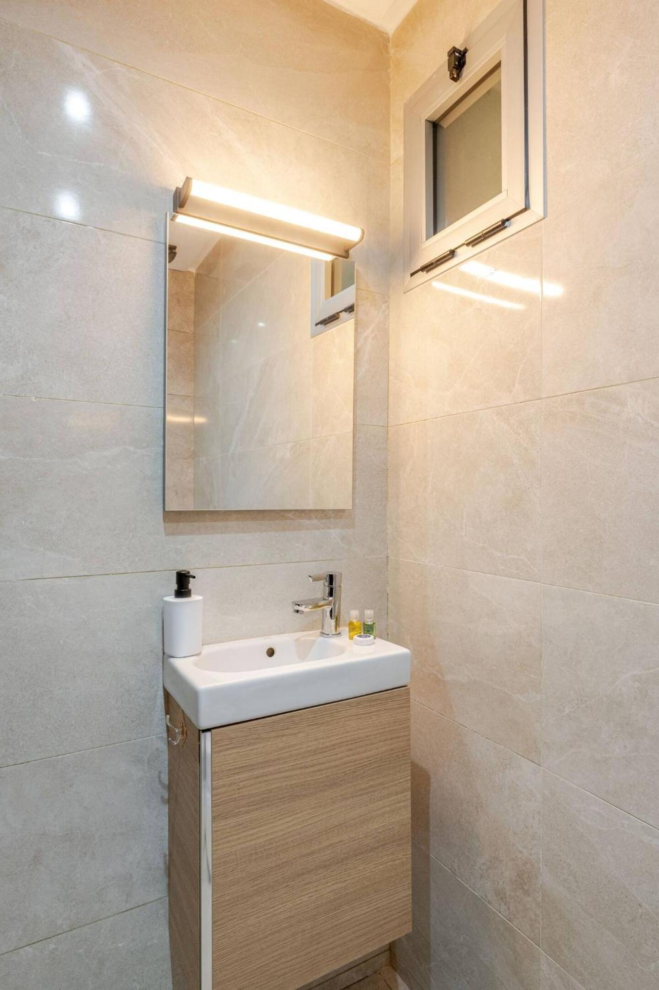 Appartement Acacia 2 Chambres Au Centre Ville Tanger Exterior foto