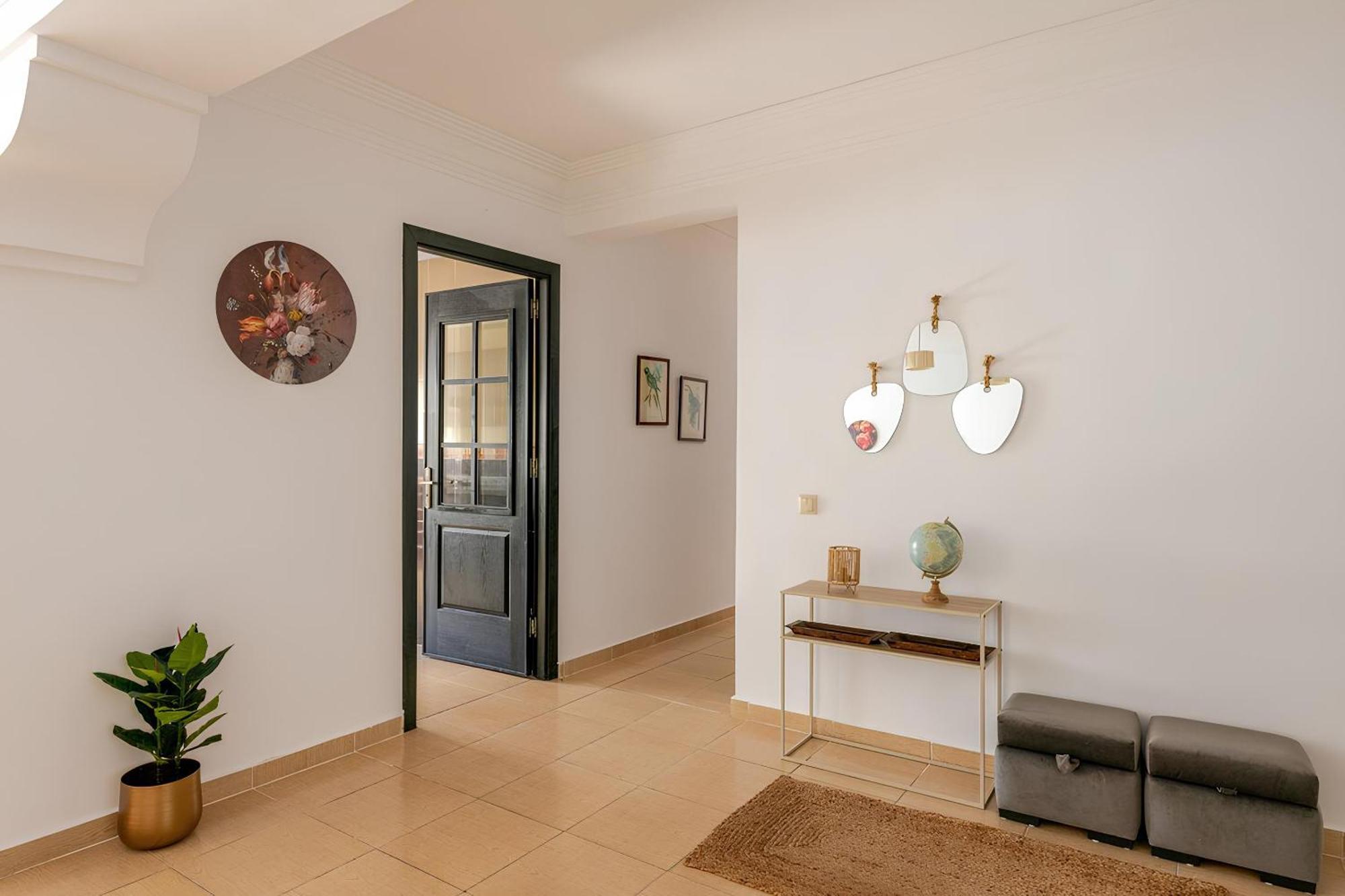 Appartement Acacia 2 Chambres Au Centre Ville Tanger Exterior foto