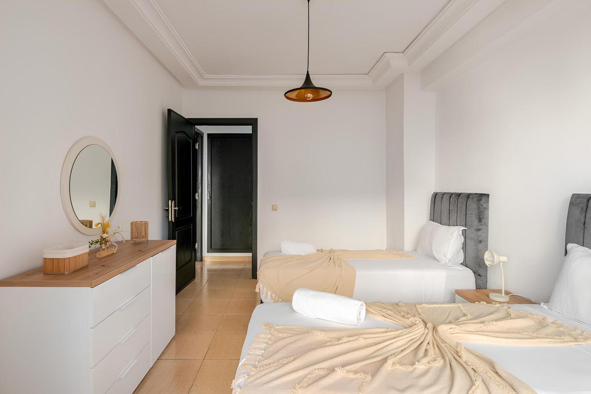Appartement Acacia 2 Chambres Au Centre Ville Tanger Exterior foto